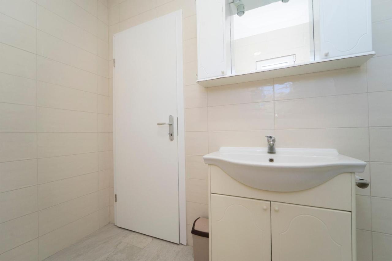 Svema Apartman Вела Лука Екстериор снимка